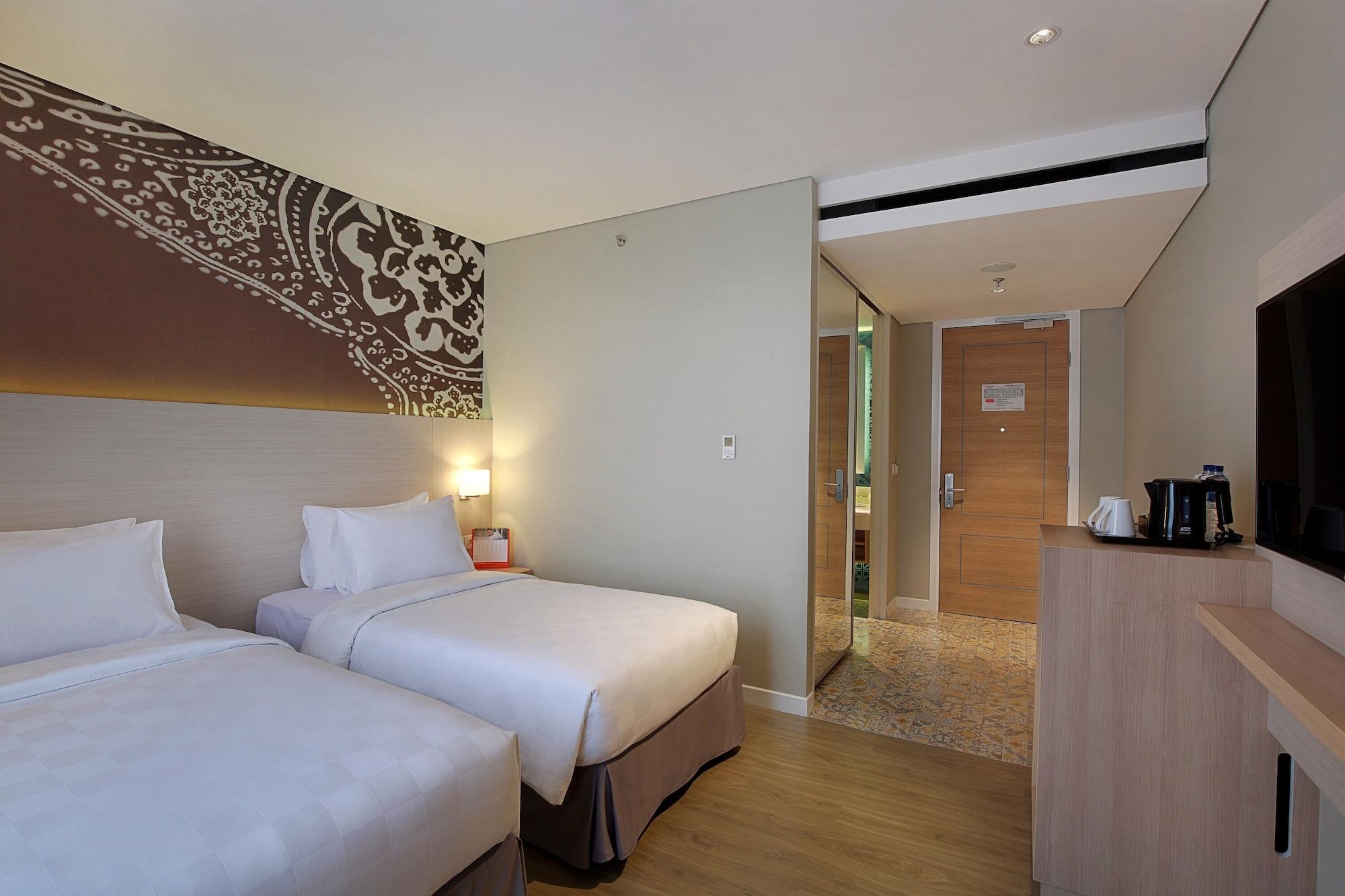Swiss-Belinn Saripetojo Solo Exteriör bild