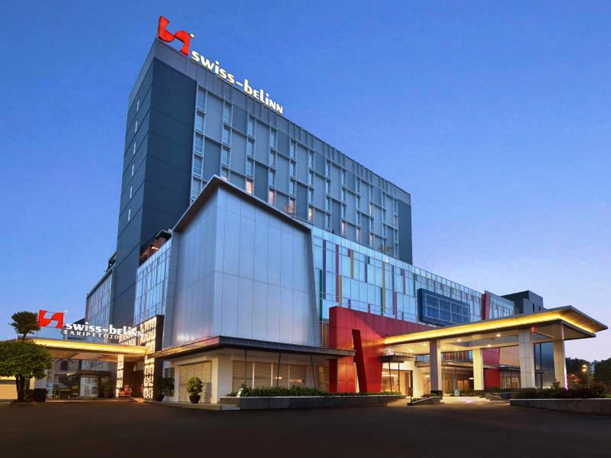 Swiss-Belinn Saripetojo Solo Exteriör bild
