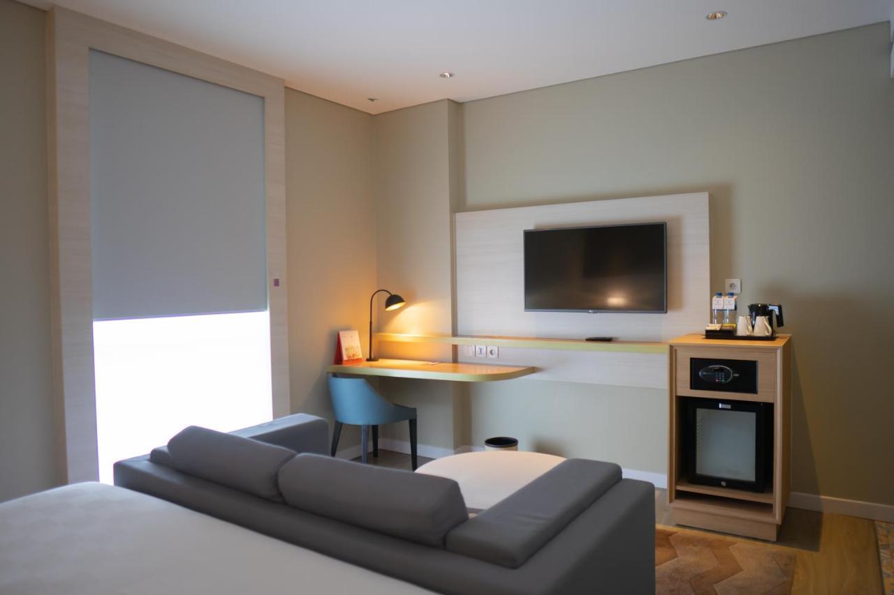 Swiss-Belinn Saripetojo Solo Exteriör bild