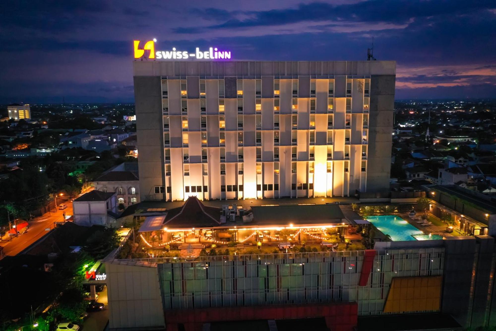 Swiss-Belinn Saripetojo Solo Exteriör bild